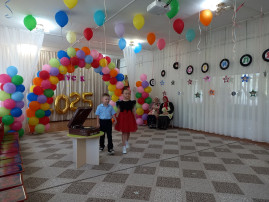 Выпускной в нашем саду Выпускной в нашем саду.